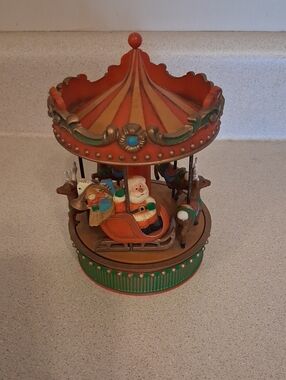 1980 Festive Santa Carousel Music Box - Red and Green